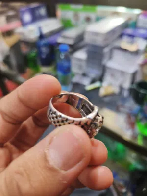 سلام عليكم محبس للبيع زاركون اصلي