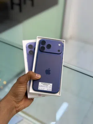 iPhone 17 Pro Max 256 GB Fine Phone - Good and super condition