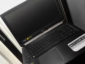 للبيع Acer Aspire A715-71G Gaming Laptop