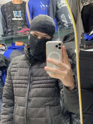 ايفون 11برو باطري معاودة100%اوريجينال الإيطار10/9الشاشة مخبوشة قليلا