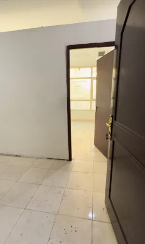 160 m2 3 Bedrooms Apartments for Rent in Al Ahmadi Mahboula