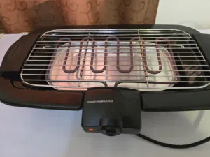 شواية كهربائية منضدية نضيفة جدا  Table barbecue griller  a very good condition
