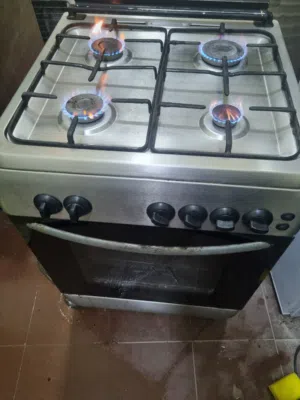 4 burner coocking range for sale