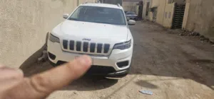 جيب كومباس 5 راكب اللون اليض وارد امريكي