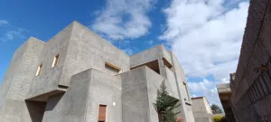 منزل طابقين للبيع