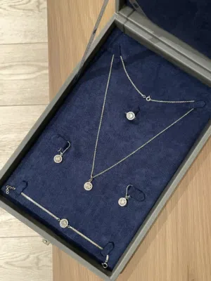 طقم فضة 925 أنيق 4 قطع مع العلبة