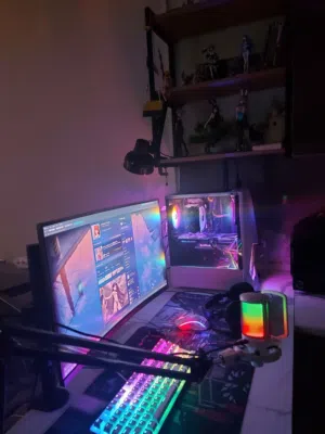 Pc بمواصفات عاليه للبيع