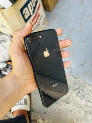 Apple iPhone 8 Plus 256 GB in Tripoli