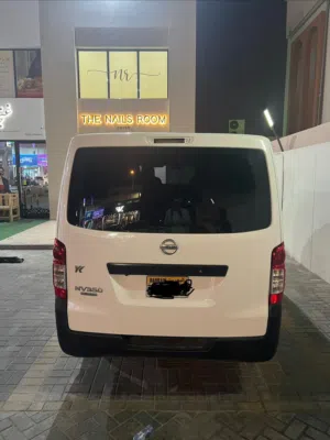 باص نيسان 2016  2500 bd