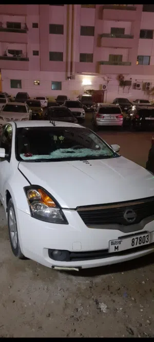 Used Nissan Altima in Ajman