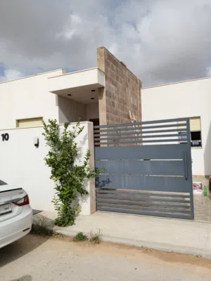 170 m2 3 Bedrooms Villa for Sale in Tripoli Al-Jadada'a