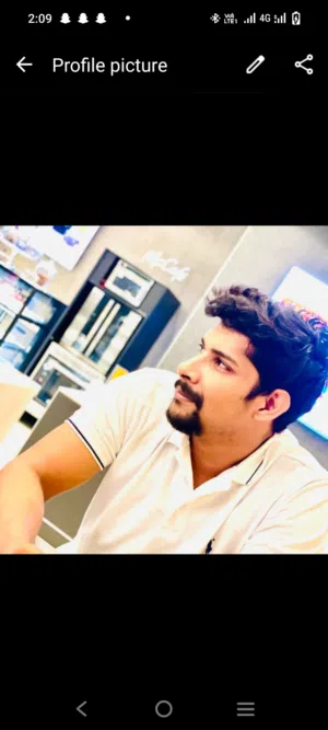 hasnain manzoor 