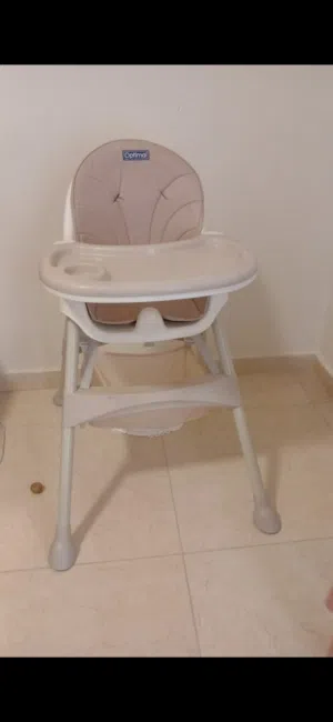 عربايه وتخت وطاوله طعام للاطفال