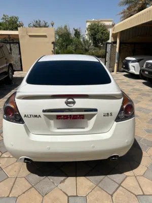 Used Nissan Altima in Abu Dhabi