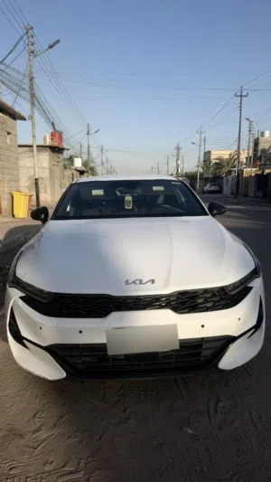 Used Kia K5 in Basra