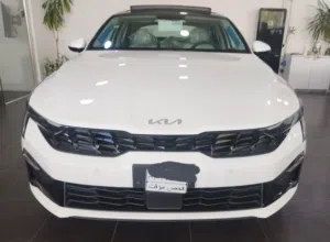 السلام عليكم للبيع في البصره كيا k5  2025 فول مواصفات