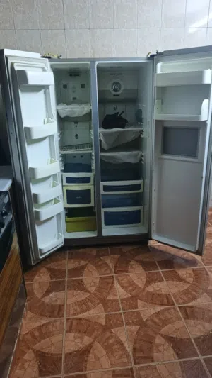 ثلاجه للبيع