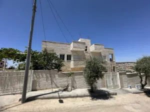 270 m2 2 Bedrooms Townhouse for Sale in Amman Naour