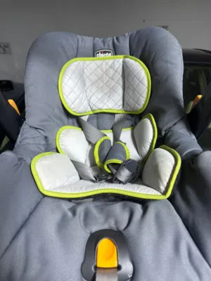 كارسيت بحالة جيدة جدا ونظيف استعمال بسيط