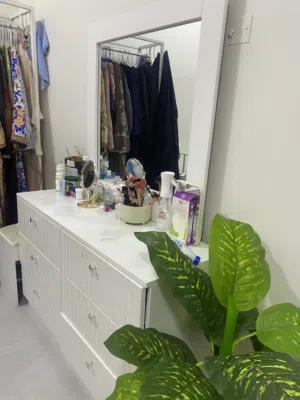 غرفه نوم لفرد استعمال اقل من سنه