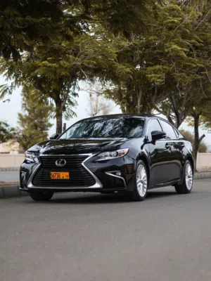 Used Lexus ES in Al Dakhiliya