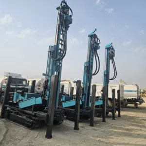 حفارة صغير مع معدات مواسير ورؤس جديدة لم تستعمل