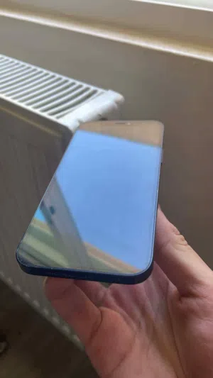 iPhone 12 in Excellent Condition – Don’t Miss Ou