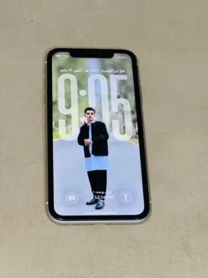 Apple iPhone 11 64 GB in Al Maya