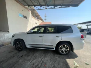 Used Toyota Land Cruiser in Amman