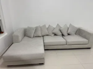 Sofa from home center لساتها جديدة