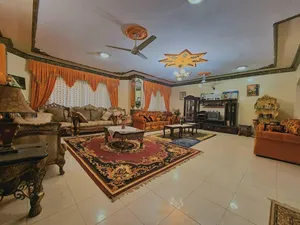 More than 6 bedrooms . 5+ Bathrooms . 750 m21