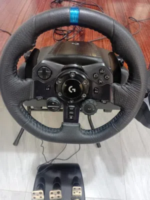 استعما خفيف جدا كانة جديد logitech g923  trueforce