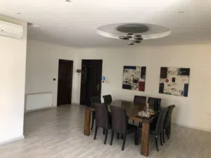 شقة طابق اول جبل عمان