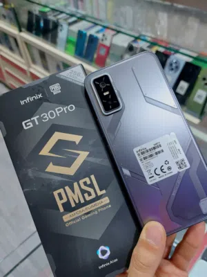 هاتف مشغل ايام GT 30 pro 5G رام16  جيجا 256 مكفول اغراضة والكرتونة الاصليه متوفر توصيل وهديااااااااا