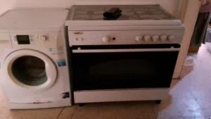 اثاث بيت ثلاجة وغسالة وغاز وسرير بيبي خشب زان ثقيل