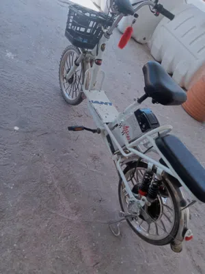 سكوتر بحاله الوكاله صلاه النبي علي مستعمل شهر ونص بطاريه ليثيوم 60