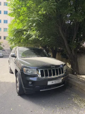 جيب شيروكي 2011