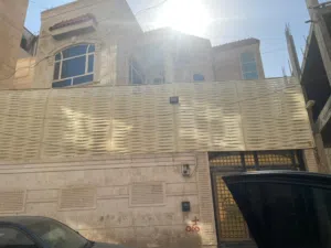 للاجار فله مفروشه ضخمه ب 1000دولار ب شارع الخمسين