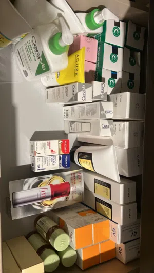 مستحضرات تجميل وعناية بالبشره