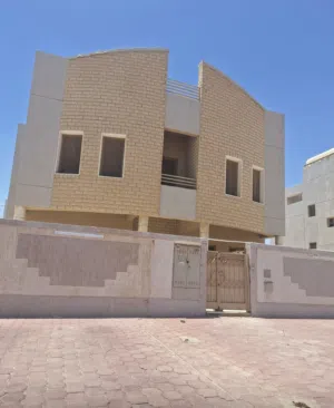 للبدل بيت حكومي