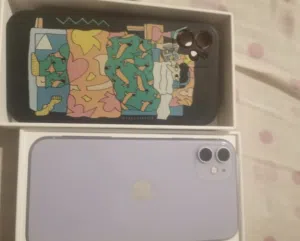 Apple iPhone 11 128 GB in Amman