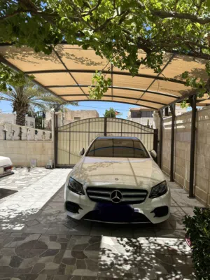 مرسيدس E200 أعلى مواصفات فحص كامل وارد شركة غرغور ممشى 69 ألف AMG KİT