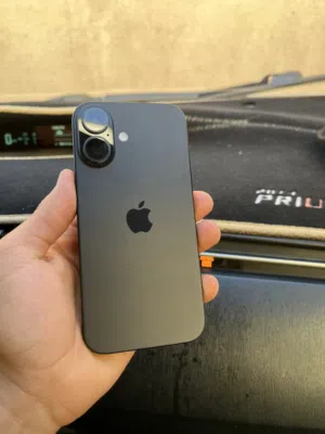 Apple iPhone 16 128 GB in Amman