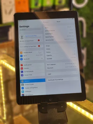 iPad Air 1 wifi  16 GB ( USED )