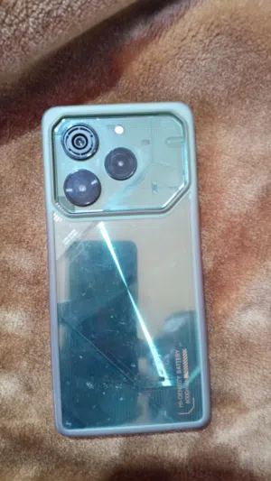 Tecno Pova 256 GB in Amman