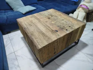 طقم طرابيزه خشب طبيعي مكون من طربيزه كبيره و 2 صغيره