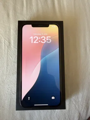 iPhone 12 pro max 128GB 81% battery