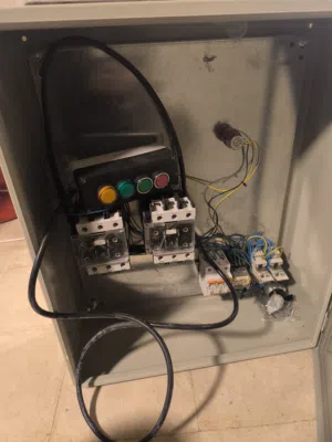 ماكنه مصاعد