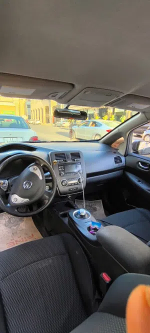 Used Nissan Leaf in Amman