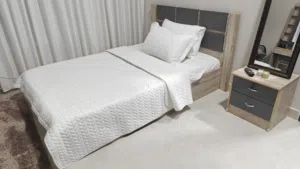طقم غرفة نوم صغير استعمال بسيط